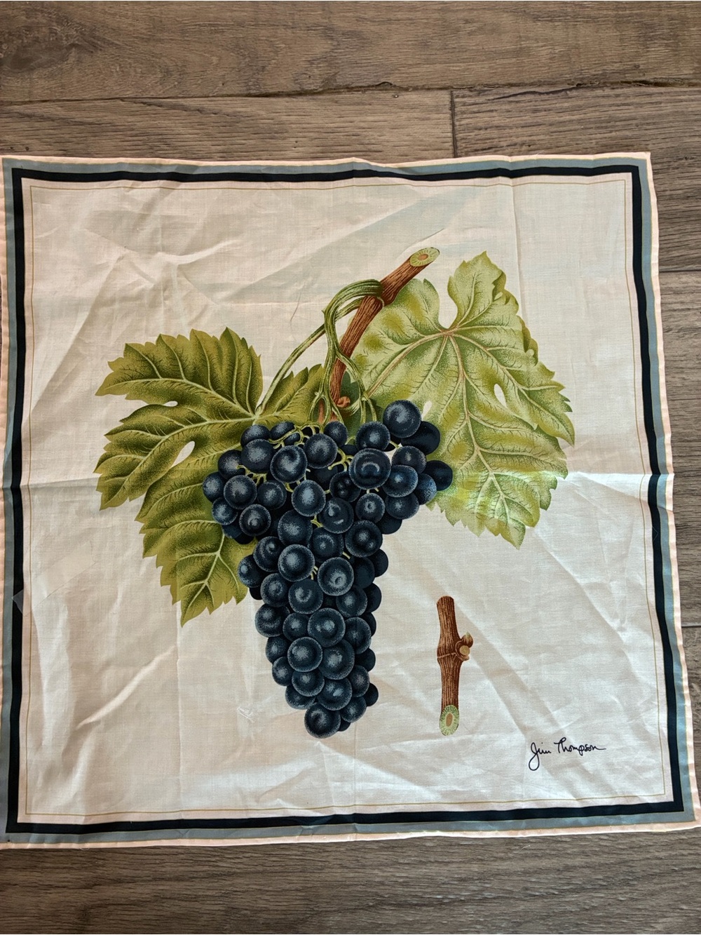 Thompson Cotton Hand Towel with Blue Grape Motif on White